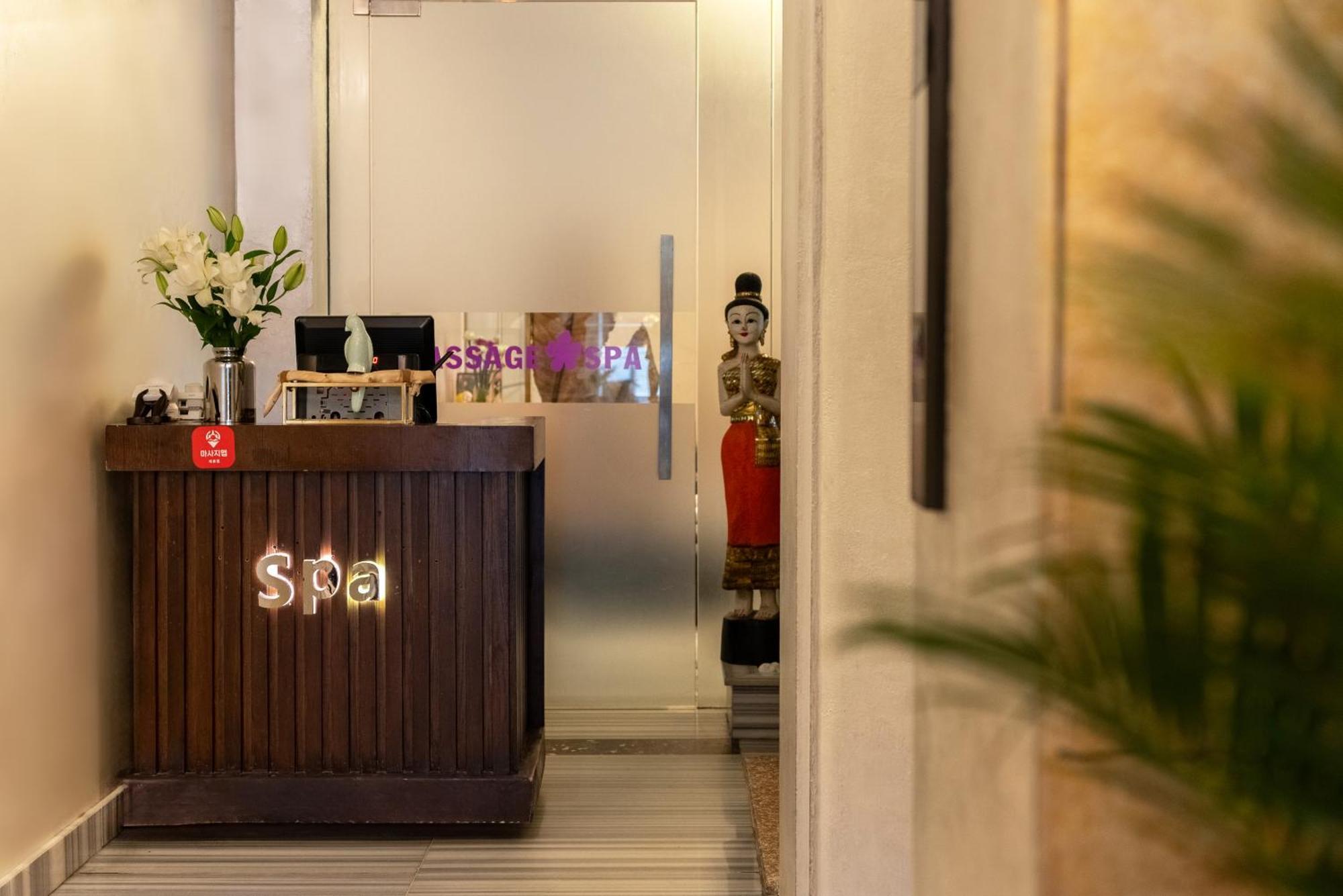 A&em Saigon Hotel 4*